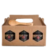 Coffret découverte miels de jujubier – Yémen, Maroc et Sahara algérien Coffret de trois miels de jujubier Natural Fawaid provenant du Yémen, du Maroc et du Sahara algérien, présenté dans un emballage carton avec cuillère en bambou gravée